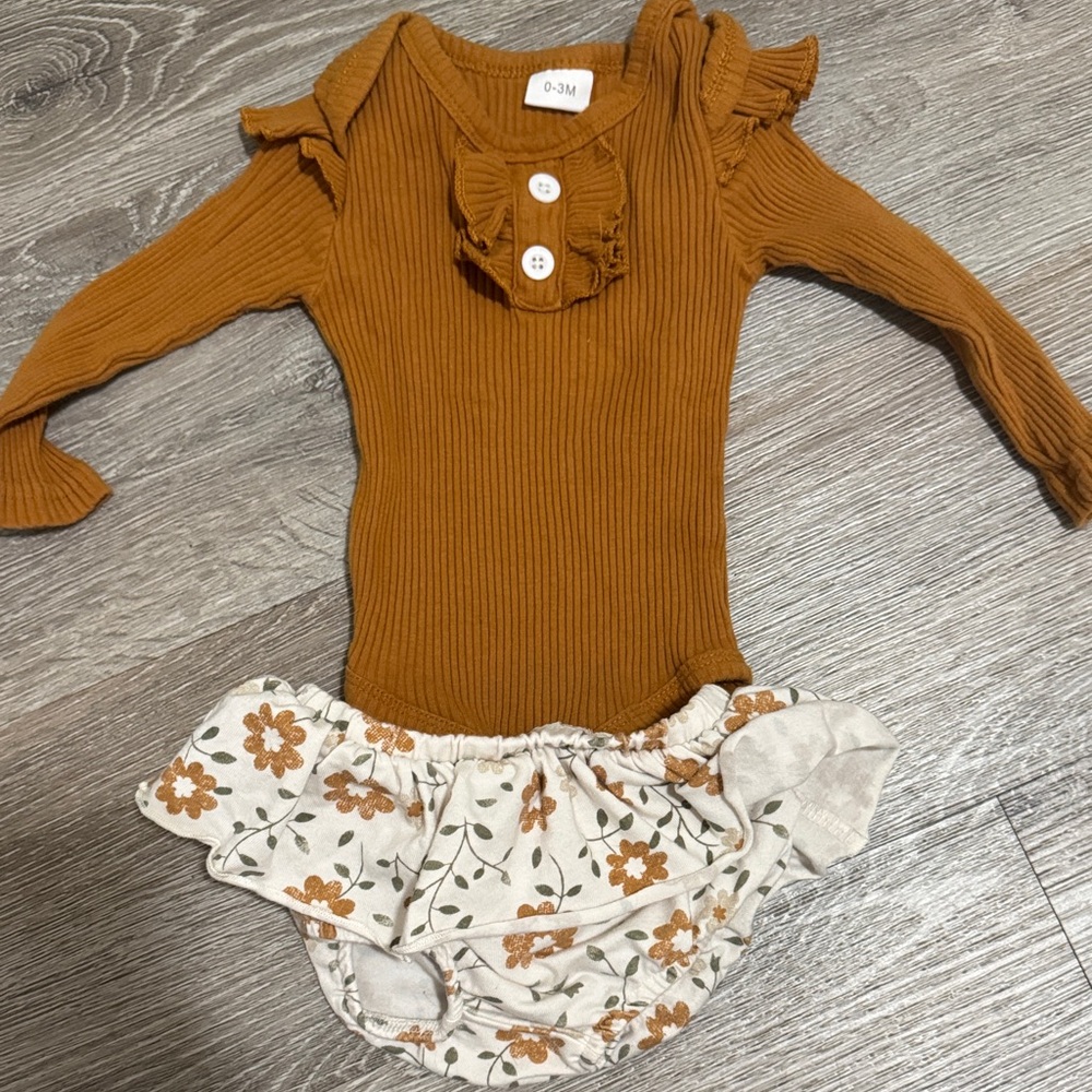 Rustic Ruffle Baby Bodysuit with Floral Diaper Cover